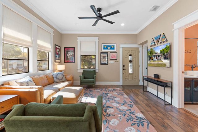 200 E FERN STREET, Tampa, FL 33604