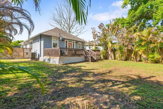 200 E FERN STREET, Tampa, FL 33604