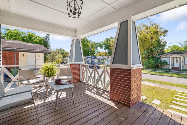 200 E FERN STREET, Tampa, FL 33604