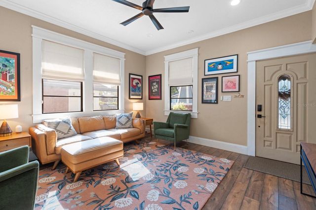 200 E FERN STREET, Tampa, FL 33604