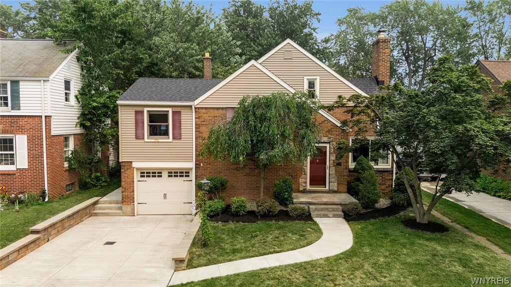 251 Hartford Avenue, Tonawanda, NY 14223