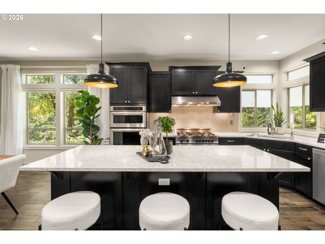10071 Sw 8TH Pl, Portland, OR 97219