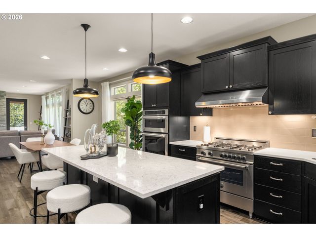 10071 Sw 8TH Pl, Portland, OR 97219
