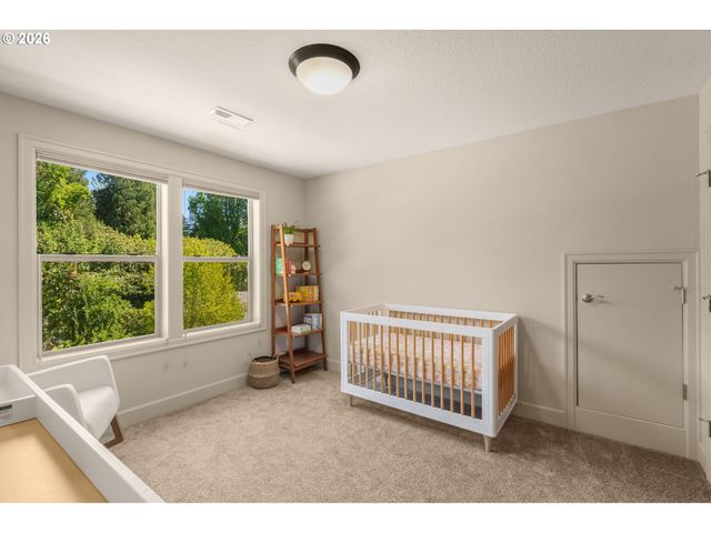 10071 Sw 8TH Pl, Portland, OR 97219