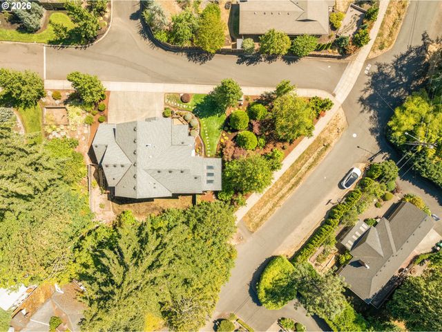 10071 Sw 8TH Pl, Portland, OR 97219