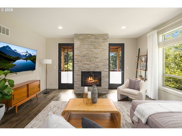 10071 Sw 8TH Pl, Portland, OR 97219