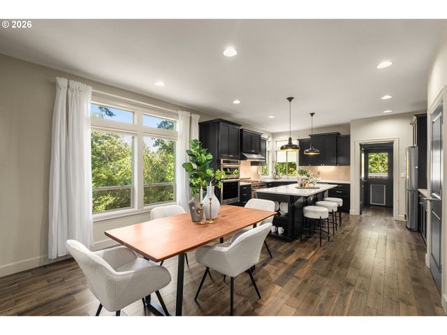 10071 Sw 8TH Pl, Portland, OR 97219