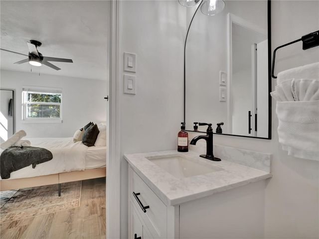 4002 W OKLAHOMA AVENUE, Tampa, FL 33616