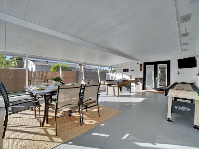 4002 W OKLAHOMA AVENUE, Tampa, FL 33616