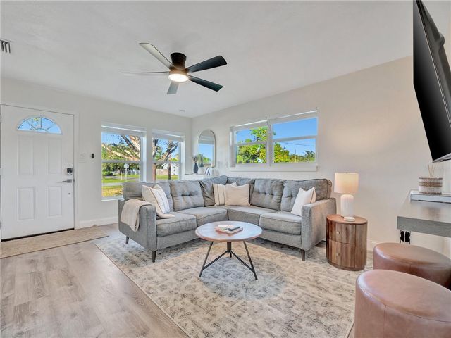 4002 W OKLAHOMA AVENUE, Tampa, FL 33616