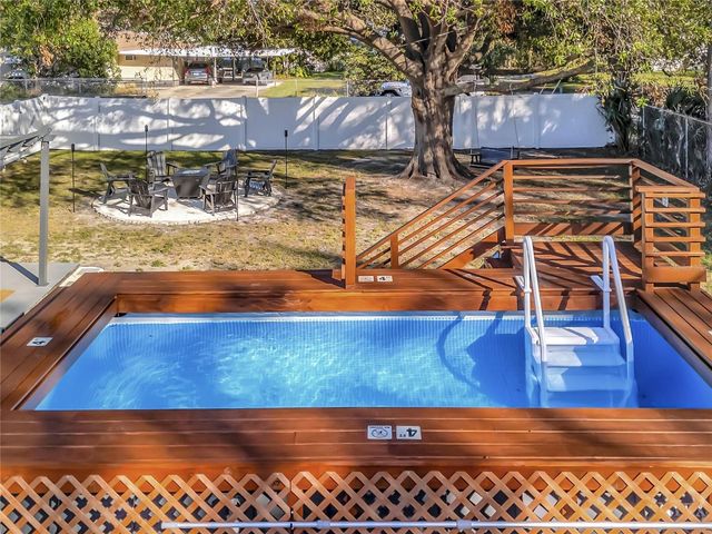 4002 W OKLAHOMA AVENUE, Tampa, FL 33616