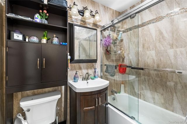 203-10 Murdock Avenue, Saint Albans, NY 11412