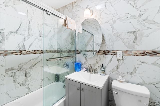 203-10 Murdock Avenue, Saint Albans, NY 11412