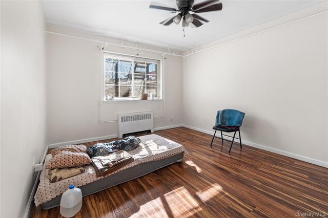 203-10 Murdock Avenue, Saint Albans, NY 11412