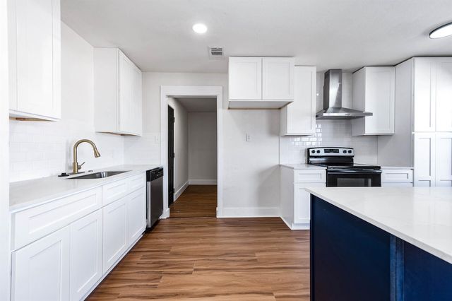 1706 12th Street, Houston, TX 77547