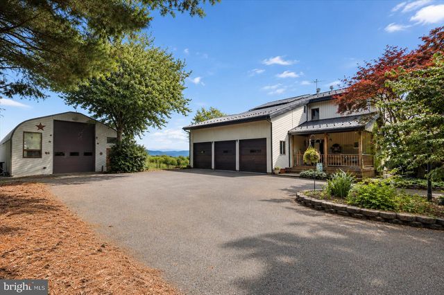3083 OAK HILL ROAD, Waynesboro, PA 17268