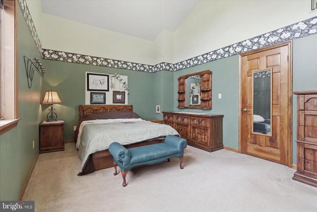 3083 OAK HILL ROAD, Waynesboro, PA 17268