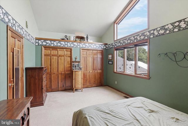 3083 OAK HILL ROAD, Waynesboro, PA 17268