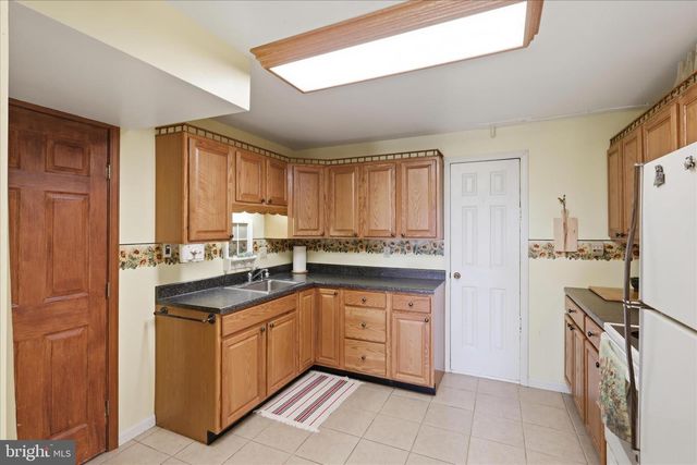 3083 OAK HILL ROAD, Waynesboro, PA 17268