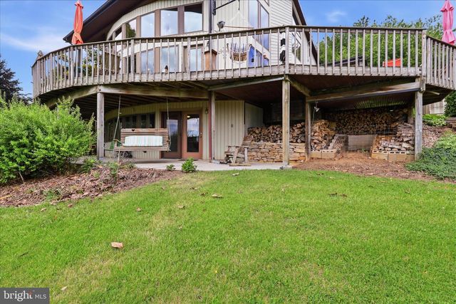 3083 OAK HILL ROAD, Waynesboro, PA 17268