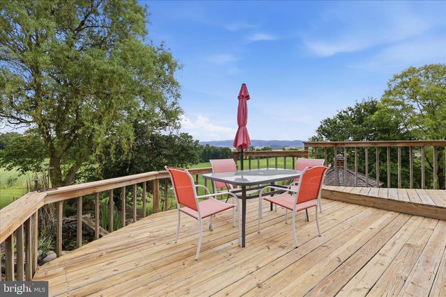 3083 OAK HILL ROAD, Waynesboro, PA 17268