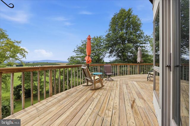 3083 OAK HILL ROAD, Waynesboro, PA 17268