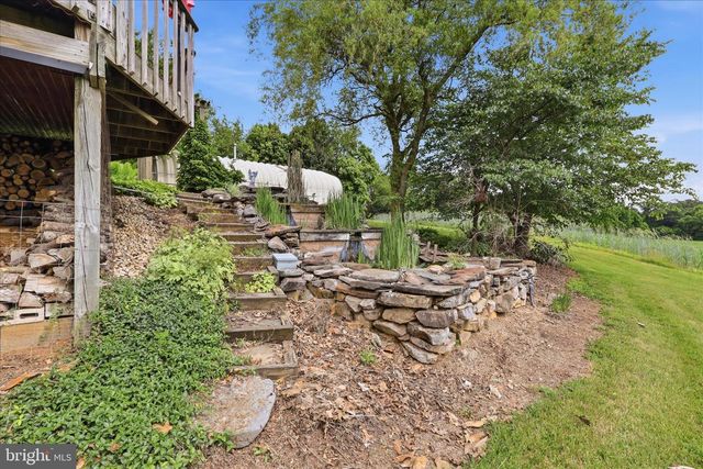 3083 OAK HILL ROAD, Waynesboro, PA 17268