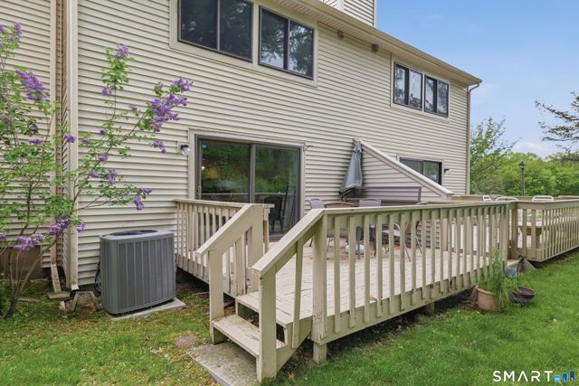61 Greenview Drive 61, Rocky Hill, CT 06067