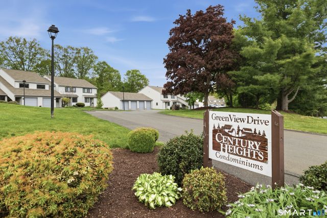 61 Greenview Drive 61, Rocky Hill, CT 06067