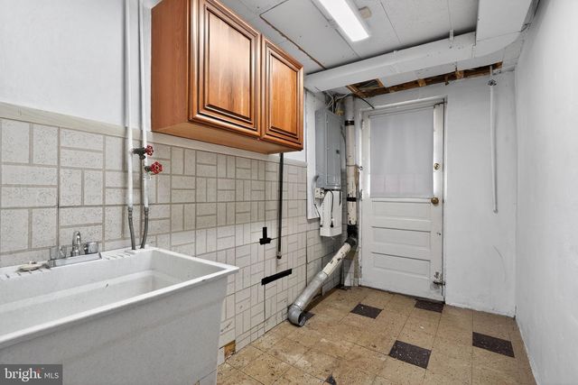 3000 WINDISH ST, Philadelphia, PA 19152