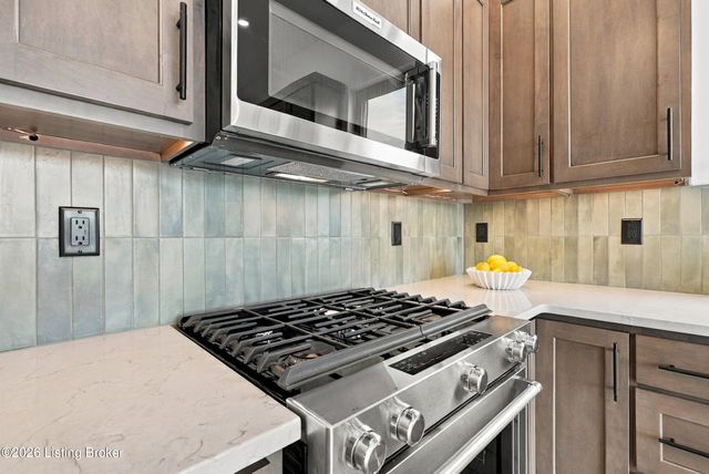 6904 Beachland Beach Rd, Prospect, KY 40059