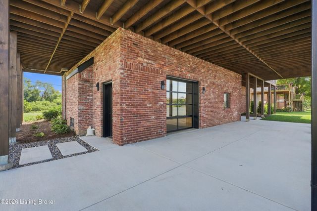 6904 Beachland Beach Rd, Prospect, KY 40059