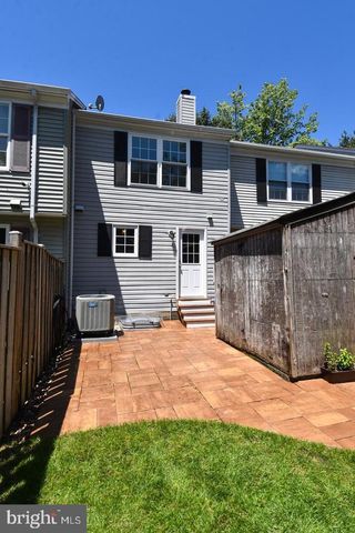 27 MARIAN CT, Sterling, VA 20165