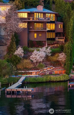 7703 W Mercer Way, Mercer Island, WA 98040