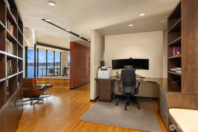 7703 W Mercer Way, Mercer Island, WA 98040
