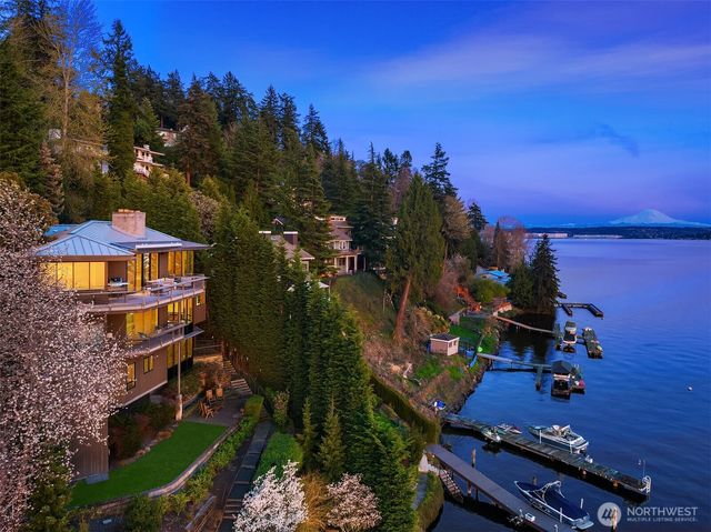 7703 W Mercer Way, Mercer Island, WA 98040