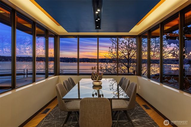 7703 W Mercer Way, Mercer Island, WA 98040