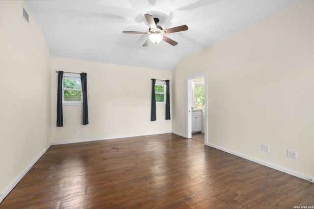 108 CHEVY CHASE DR, San Antonio, TX 78209