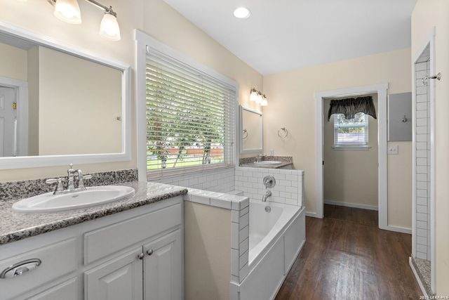 108 CHEVY CHASE DR, San Antonio, TX 78209