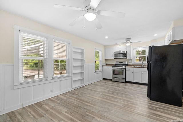 108 CHEVY CHASE DR, San Antonio, TX 78209