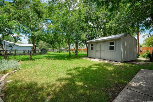 108 CHEVY CHASE DR, San Antonio, TX 78209