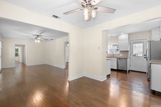 108 CHEVY CHASE DR, San Antonio, TX 78209