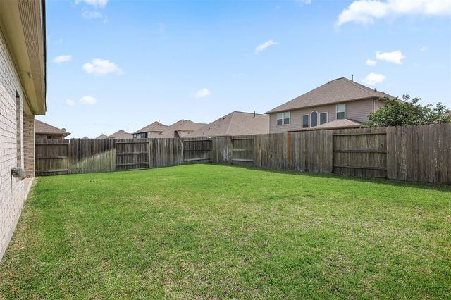 13308 Lago Acero Lane, Texas City, TX 77568