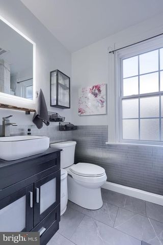 345 E ORANGE ST, Lancaster, PA 17602