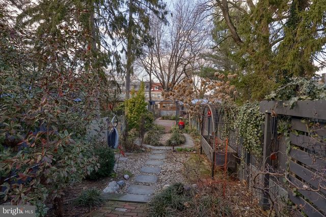 345 E ORANGE ST, Lancaster, PA 17602