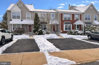 818 TREETOP LANE, Norristown, PA 19403