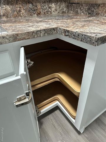 13920 Camelot Drive, Sterling Heights, MI 48312