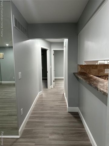 13920 Camelot Drive, Sterling Heights, MI 48312