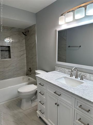 13920 Camelot Drive, Sterling Heights, MI 48312