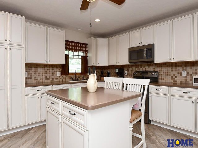 11601 S 5th Street, Roca, NE 68430